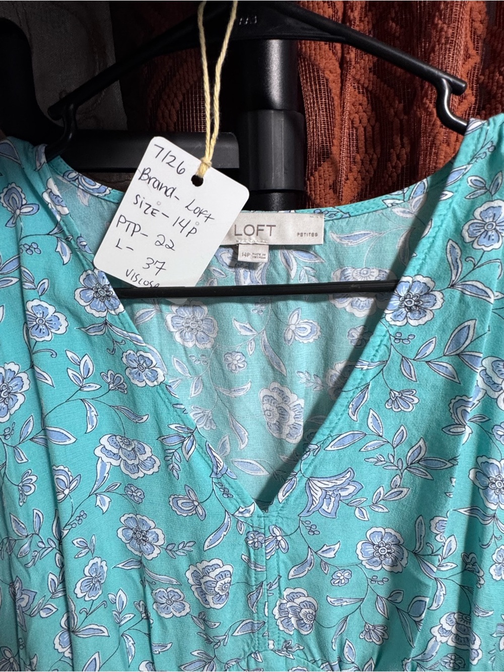 Women’s LOFT Boho Floral V-Neck Short Sleeve Dress - Picture 5 of 6